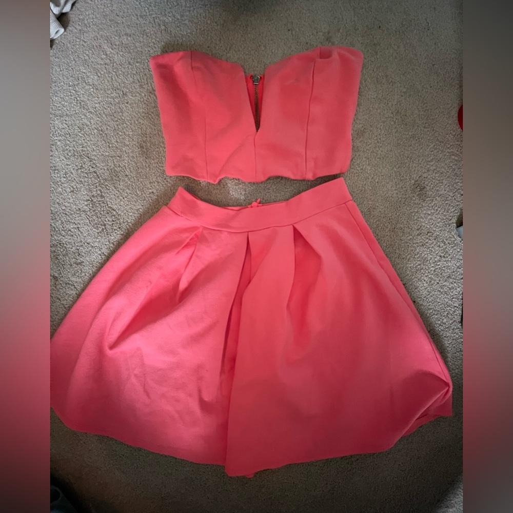 Lulus Hot Pink Size Small Two Piece Set 🩷🌺🌸🌷🍉